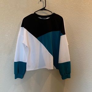 Geometric long sleeve top